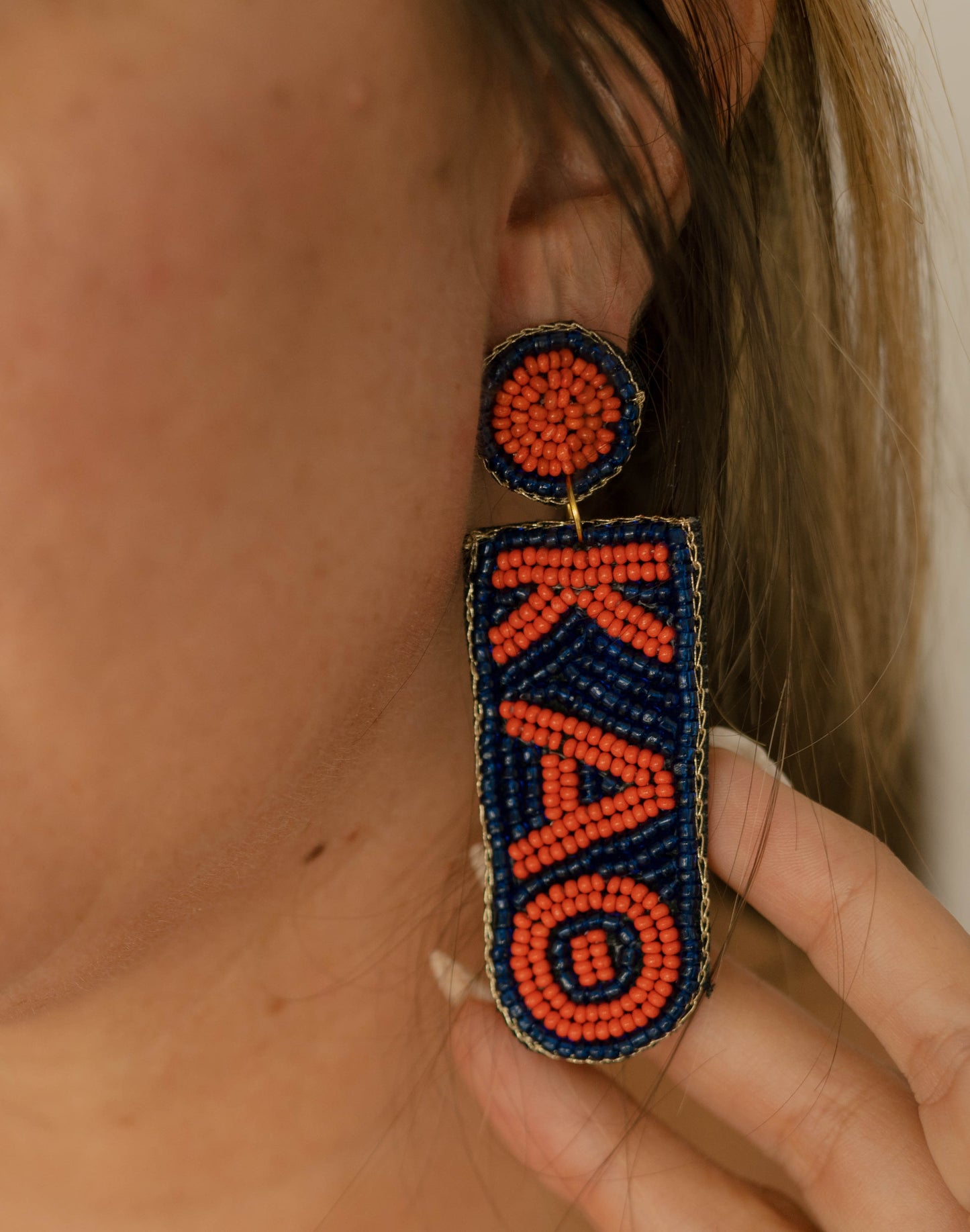 AUBURN-Theta-Earrings_2